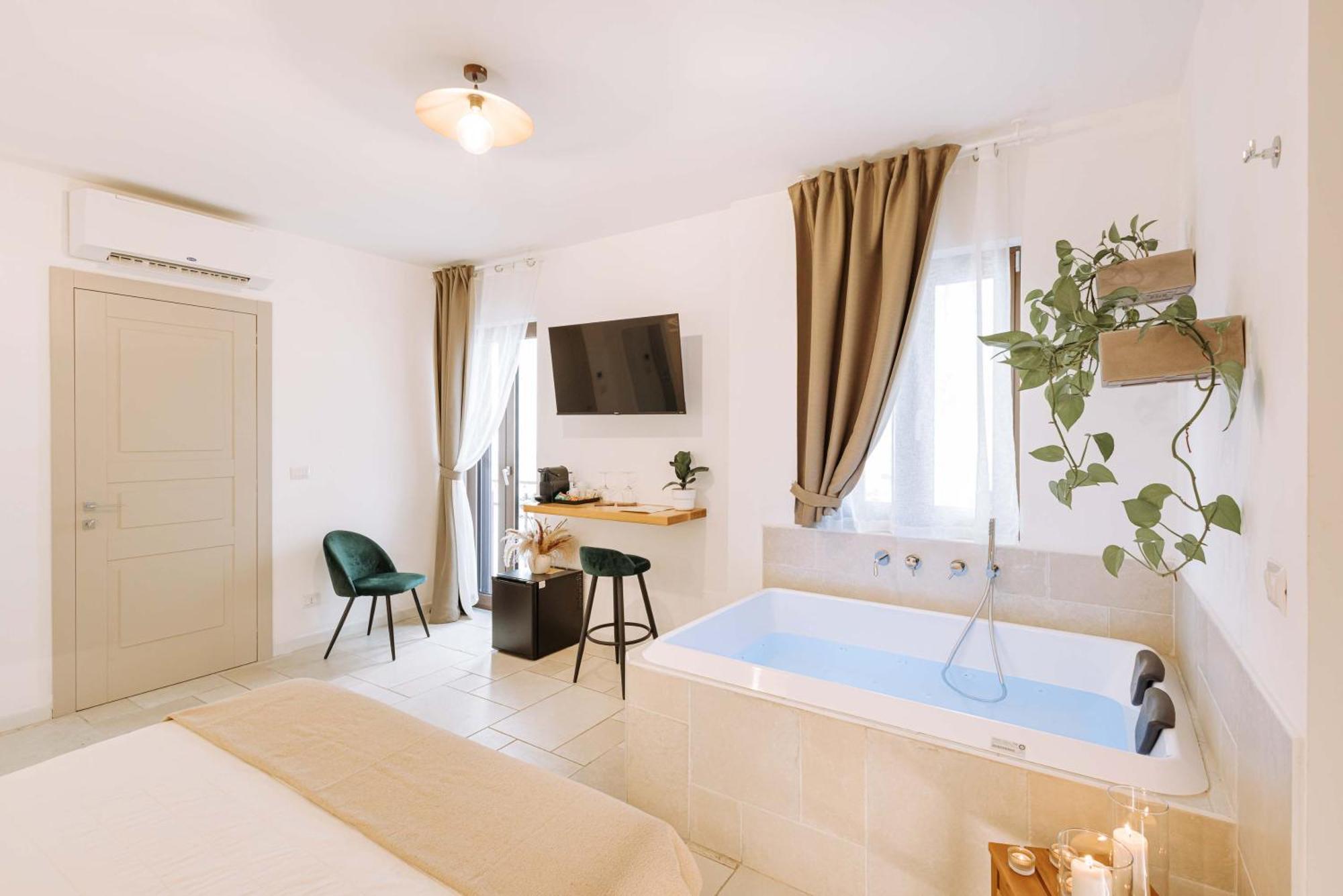Dirium - Exclusive Rooms Monopoli Exterior photo