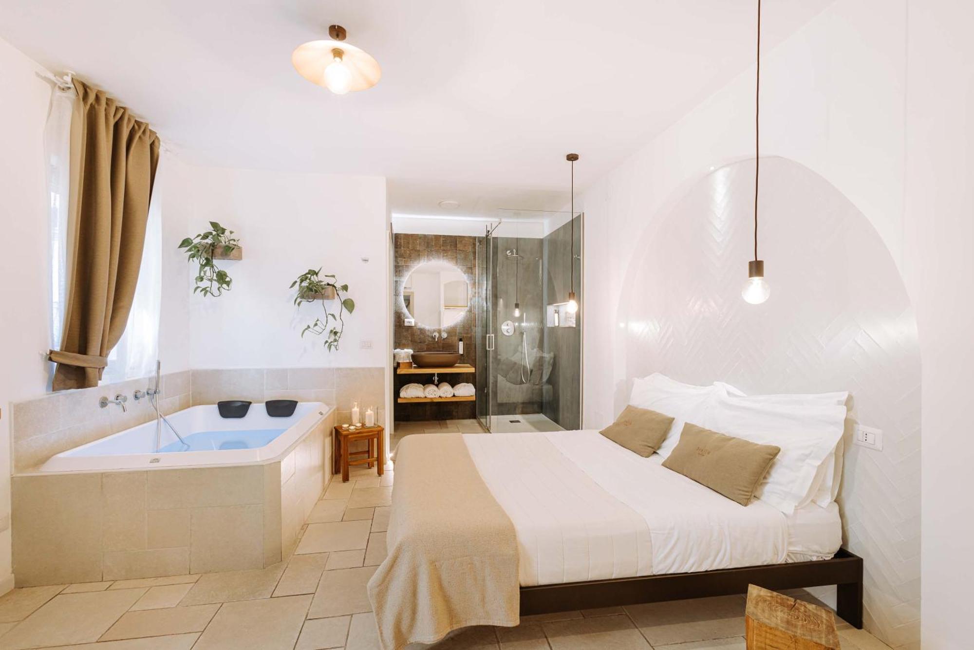 Dirium - Exclusive Rooms Monopoli Exterior photo