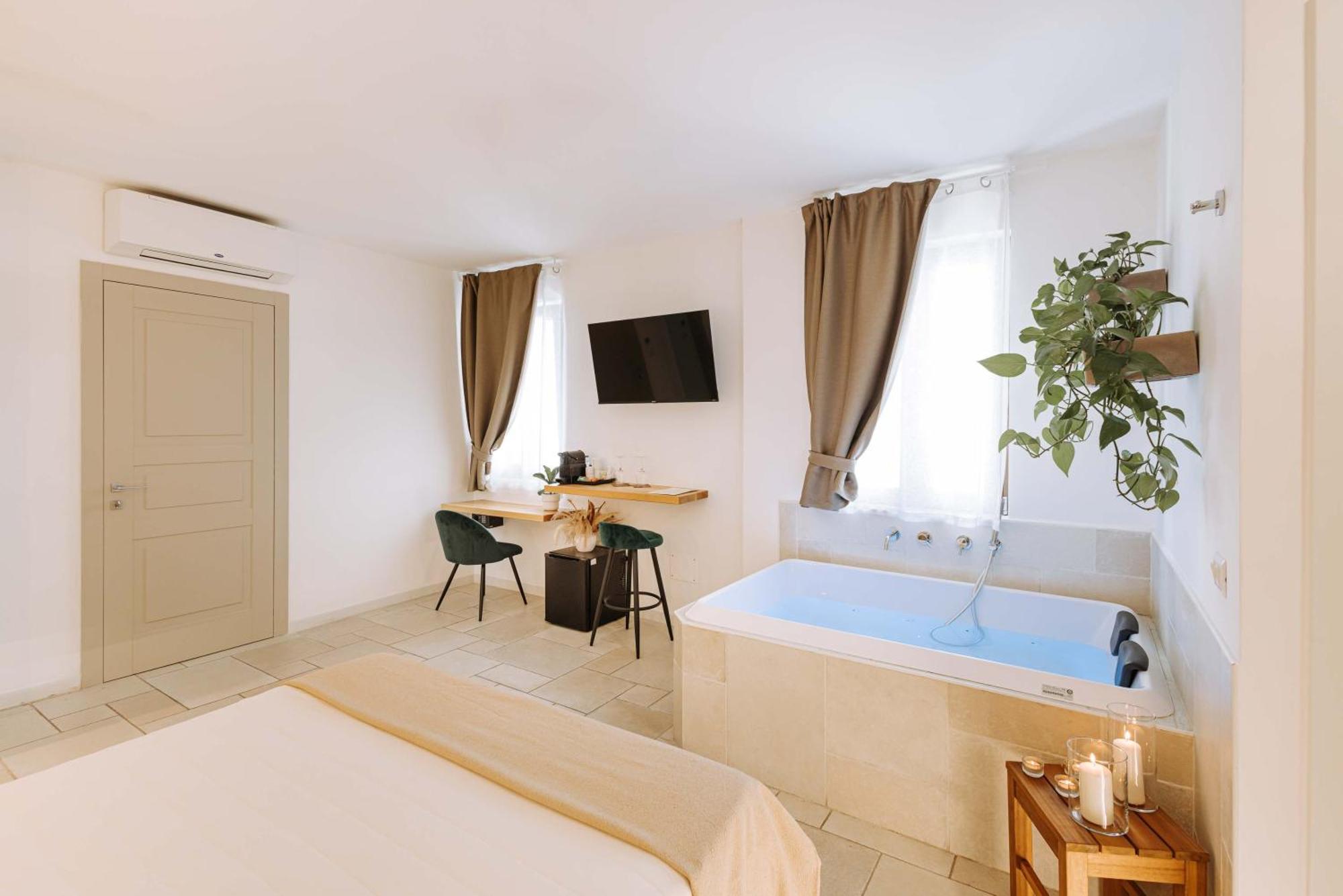 Dirium - Exclusive Rooms Monopoli Exterior photo